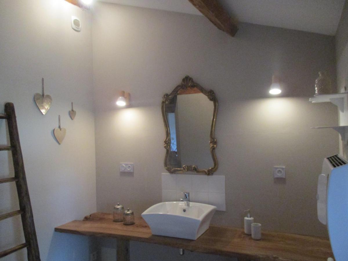Logis De Bois Roche Βίλα Saint-Bonnet-sur-Gironde Εξωτερικό φωτογραφία