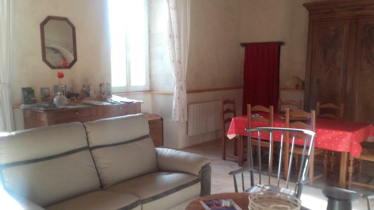 Logis De Bois Roche Βίλα Saint-Bonnet-sur-Gironde Εξωτερικό φωτογραφία